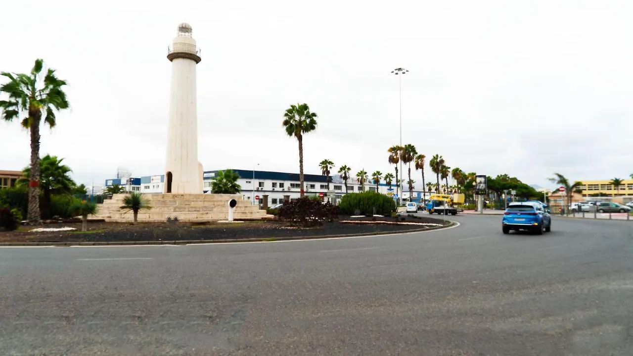 Mini Guesthouse Muelle Del Puerto Las Palmas de Gran Canaria 0*,